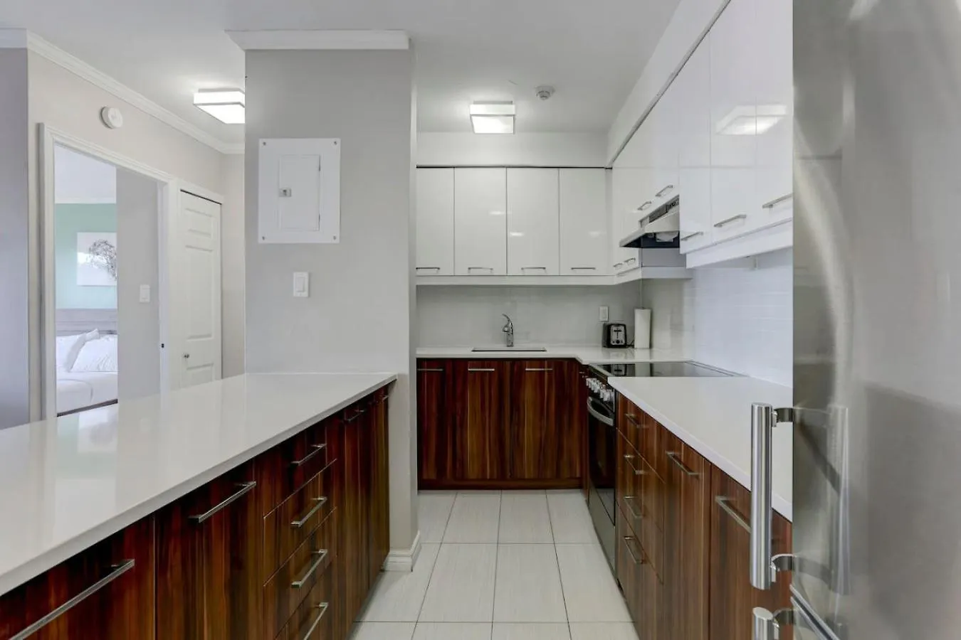 Nice Unit In Heart Of Downtown Balcony View Zm5 Montreal Canada