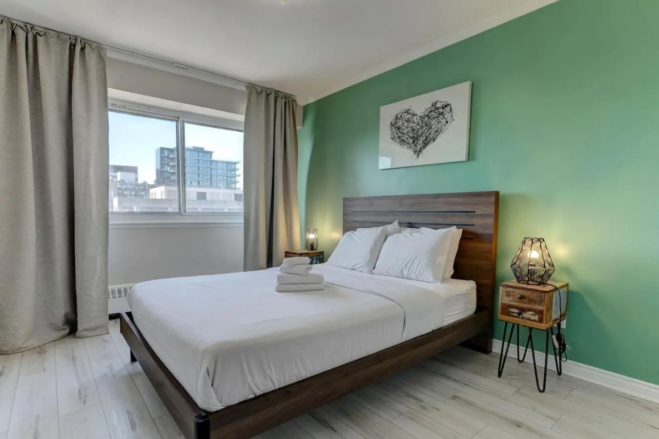 Nice Unit In Heart Of Downtown Balcony View Zm5 Montreal
