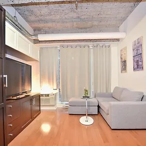 Stylish Urban Loft Downtown Montréal