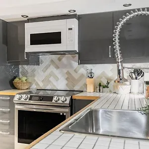 Magnificent 2br Fully Equipped Montréal